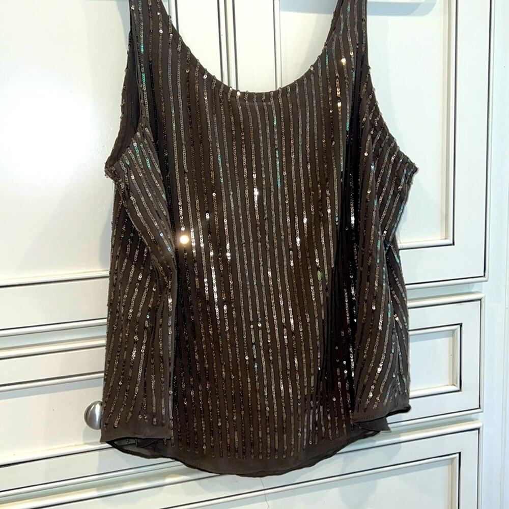 EUC sequin sleeveless top